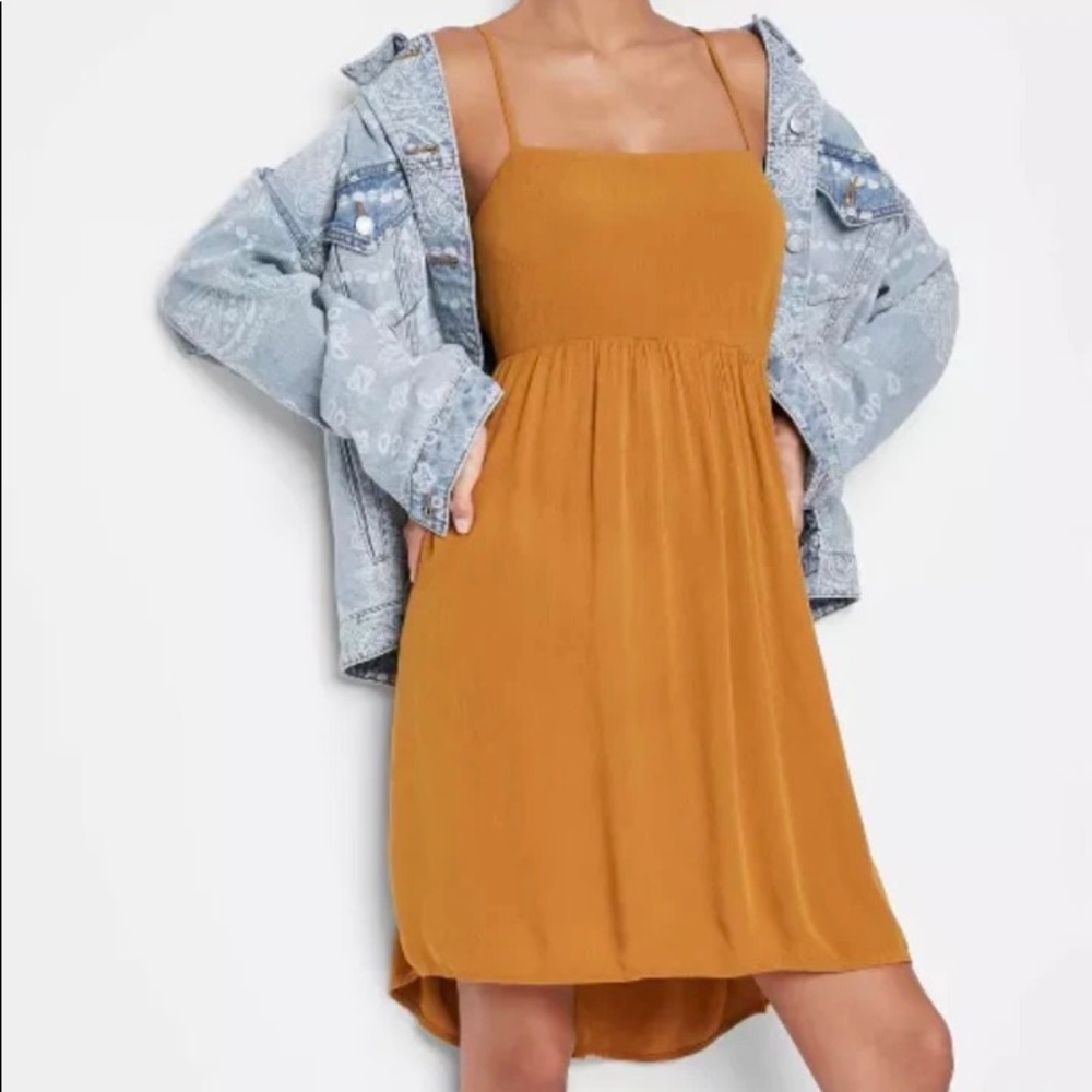 sleeveless open back babydoll dress